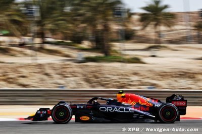 Pérez et la Red Bull RB18 avalent les kilomètres à Bahreïn
