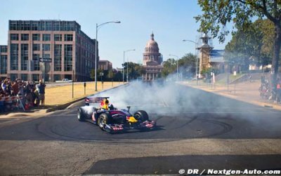Ricciardo et Vettel en démo dans le centre ville d’Austin