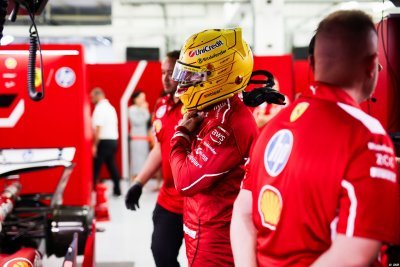 Ferrari removes Hamilton engineer as ’disaster’ looms