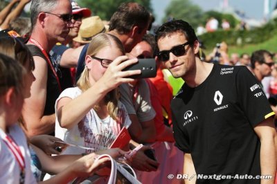 Palmer aware 2016 could be only home GP