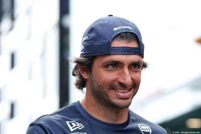 Sainz stays loyal but calls Williams concept ’flawed’