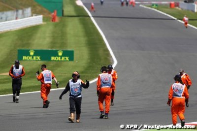 La réduction du nombre de commissaires de pistes en F1 inquiète