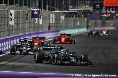 Stroll à la porte des points, abandon pour Vettel