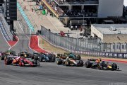 Verstappen gagne devant Norris et Leclerc à Austin, Piastri perd gros au championnat