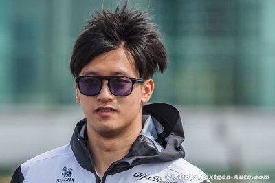 Zhou révèle avoir été victime de racisme à la signature de son contrat en F1
