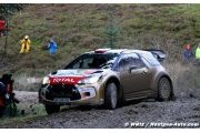 SS11: Kubica and Novikov crash out