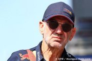 Brown: McLaren F1 'not going to sign Adrian newey'