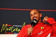 Hamilton tacle Jacques Villeneuve en plein hommage à Gilles