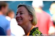Manager says Schumacher 'improving'