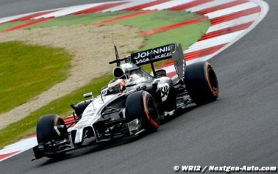 Turvey et Vandoorne au volant de la McLaren MP4-29H