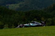 Spielberg, L2 : Rosberg signe le meilleur temps avant le déluge