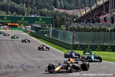 ’Un bon travail’ de Verstappen, une ’très mauvaise course’ pour Pérez