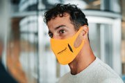 Ricciardo : D'autres que Lewis gagneraient dans sa F1, Bottas n'est pas le coéquipier le plus fort