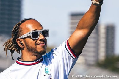 Hamilton est le plus grand champion de l’histoire de la F1 selon Warwick