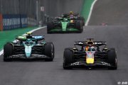 McLaren F1 questionne le budget de Red Bull après le changement de moteur de Verstappen