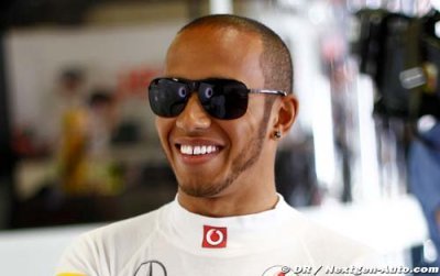 Hamilton de plus en plus proche de Mercedes