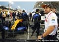 Hamilton's father urges Alonso to return