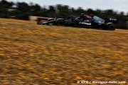 Wolff 'happy' to consider 2022 Mercedes lineup