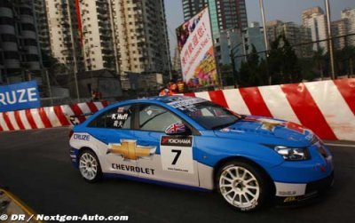 Macao - Huff maitrise son sujet dans la course 1
