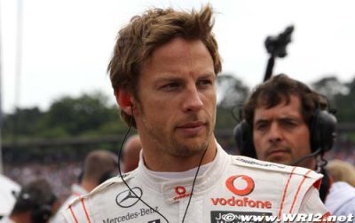 Button finit son triathlon malgré son angine