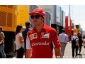 Alonso jokes Raikkonen struggle 'no surprise'