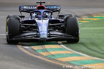 Albon&nbsp;: La Williams FW44 manque de vitesse ’partout’ à Melbourne