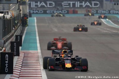 Vettel puzzled over F1’s DRS failure