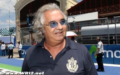 Briatore se désengage du football