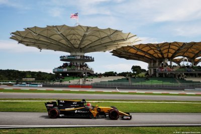 Pirelli détaille les ’maux de tête’ que donne l’escale à Sepang en octobre