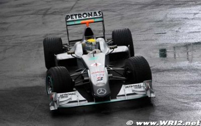 Rosberg est en première ligne