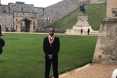 Ecclestone critique l’anoblissement de Lewis Hamilton