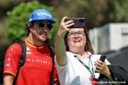 Alpine will 'consider' re-signing Alonso - boss