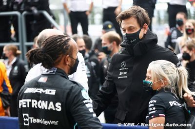 Mercedes F1&nbsp;: Wolff veut aborder la fin de saison de façon ’agressive’