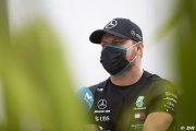 Hamilton's contract talks 'more complicated' - Bottas