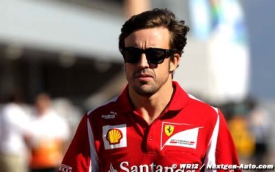 Alonso ’deserves’ title more than Vettel - de la Rosa