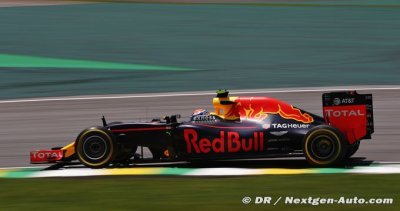 Verstappen&nbsp;: Les Mercedes sont encore trop loin devant