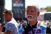 Insolite : un président de la République parmi les photographes de la F1 
