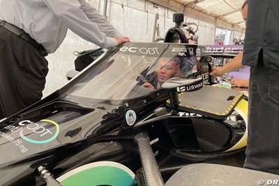 Albon ’est intéressé’ par l’IndyCar selon Dale Coyne