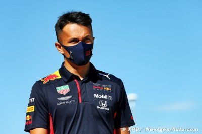 Marko s’attend à des progrès d’Albon avec Simon Rennie