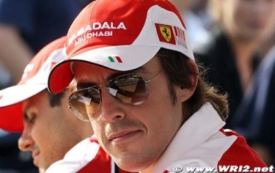 Berger, Piquet, say Ferrari right to favour Alonso