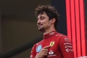Clear : Leclerc a 'bien réagi' quand Sainz l'a menacé chez Ferrari
