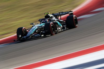 Mercedes face au mystère de sa W17 évoluée&nbsp;: Antonelli a trouvé la clé, pas Russell