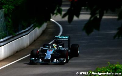 Hamilton a laissé filer la pole...