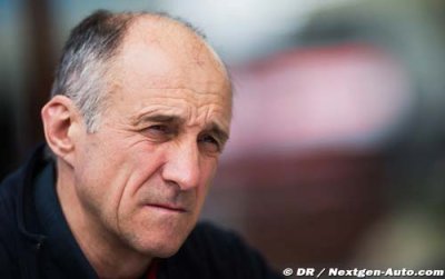 Tost s’en prend aux riches et aux équipes stupides