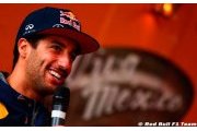 Ricciardo leaving options open for 2017