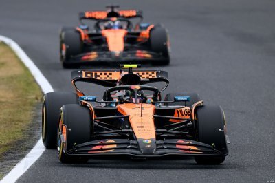 Marko pokes fun at McLaren’s ’Papaya rules’
