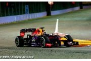 Vettel clinches pole in Singapore 