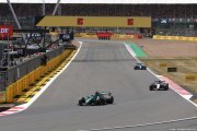 Aston Martin F1 progresse sur les réglages en qualification, mais reste loin du compte