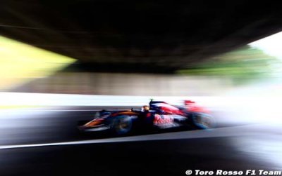 La menace de départ de Red Bull n’inquiète pas Jos Verstappen
