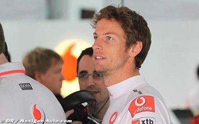 Button should help Hamilton now, thinks Horner